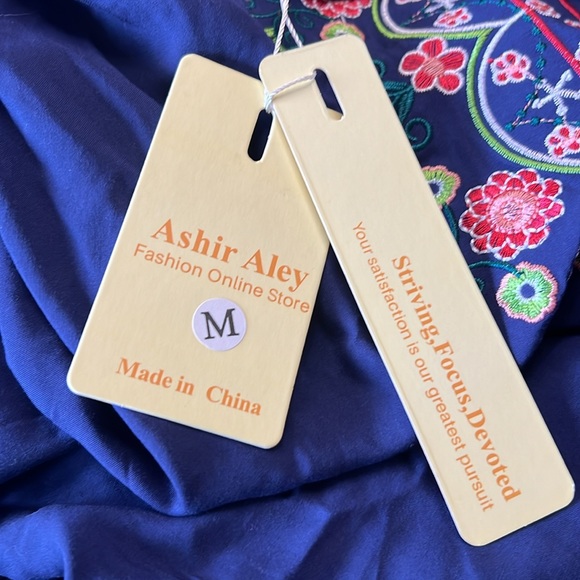 ASHIR ALEY- bohemian style top - Picture 7 of 7